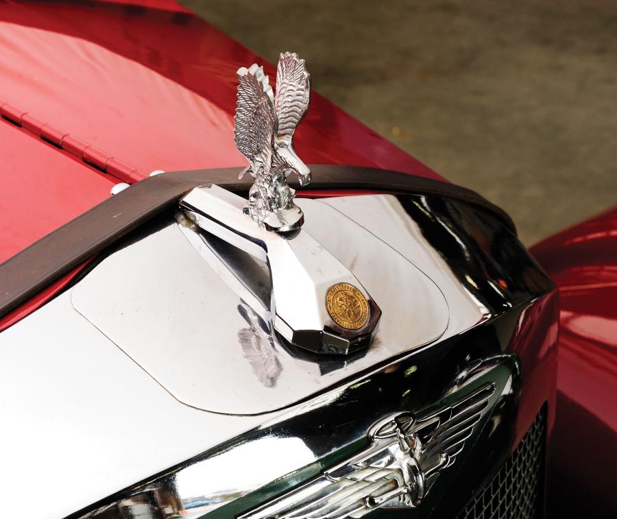 Логотип Austin VM 30 Cabriolet 1948 года  (фото 5 из 11)